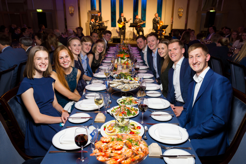 Как легко организовать банкет с помощью кафе 29 Крабов